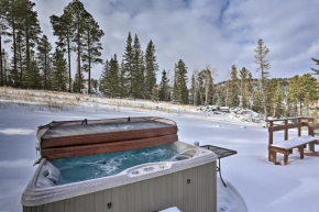 Evolve Roomy Home with Hot Tub, 3 Mi to Deer Mtn